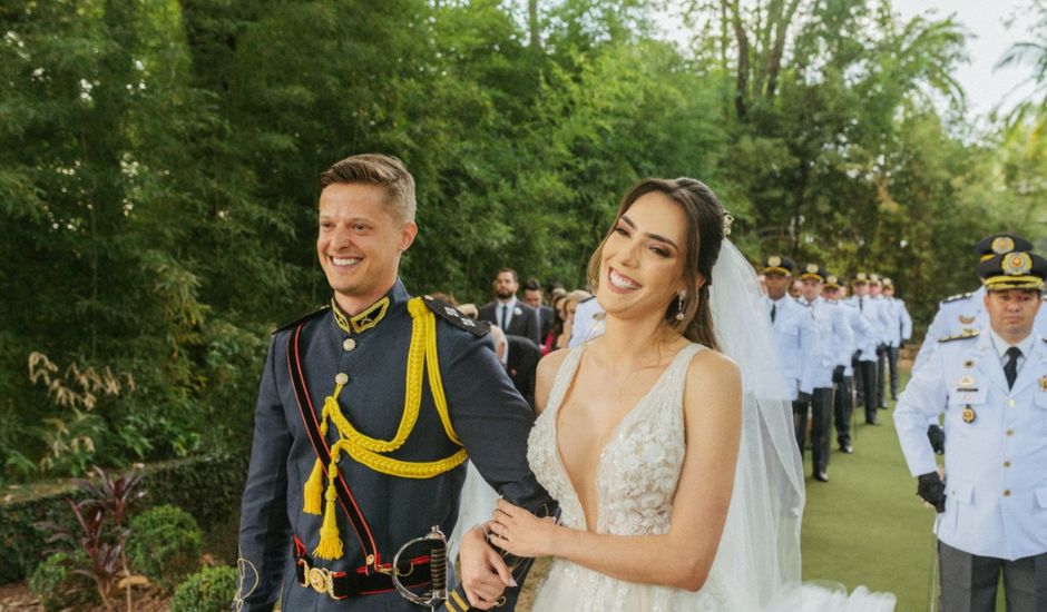 O casamento de Leonardo e Ana Carolina  em Belo Horizonte, Minas Gerais