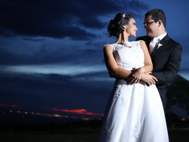 O casamento de Vitor e Debora em Cuiabá, Mato Grosso 11