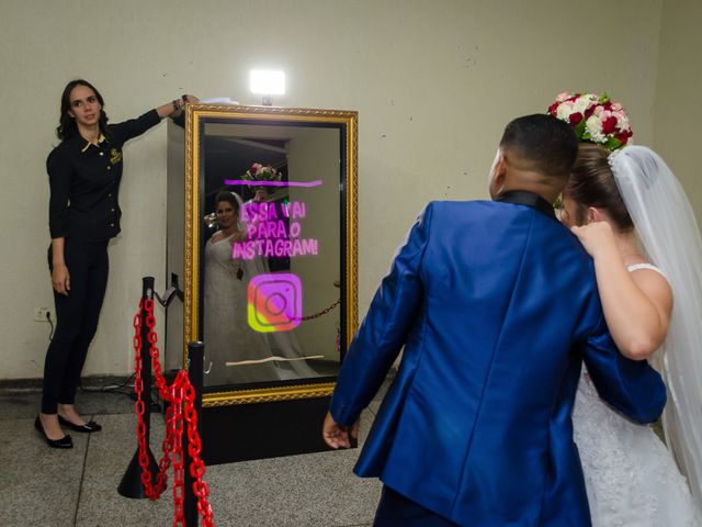 O casamento de Vitor e Queiline em Uberlândia, Minas Gerais 27