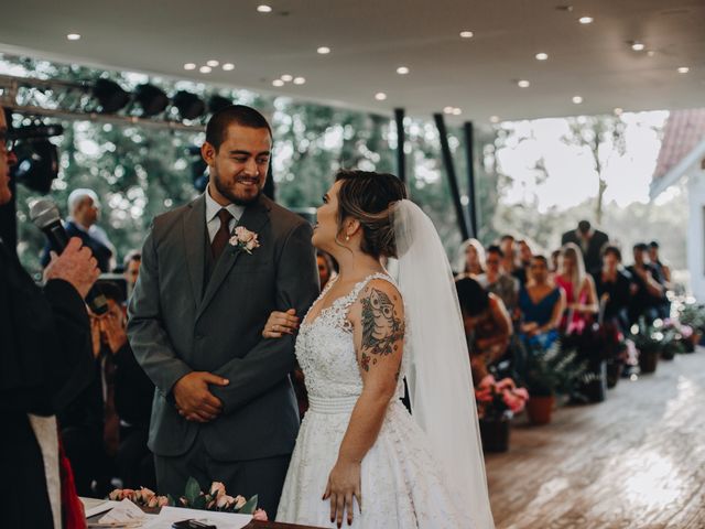 O casamento de Fabio e Bruna em Curitiba, Paraná 36