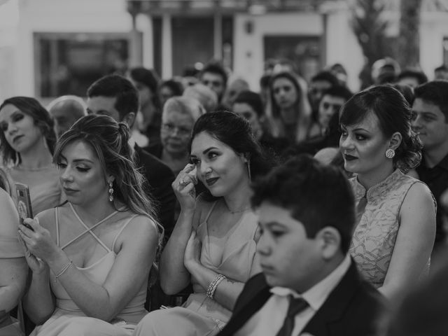 O casamento de Fabio e Bruna em Curitiba, Paraná 40