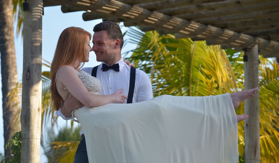 O casamento de Lucas e Cristiane em Três de Maio, Rio Grande do Sul