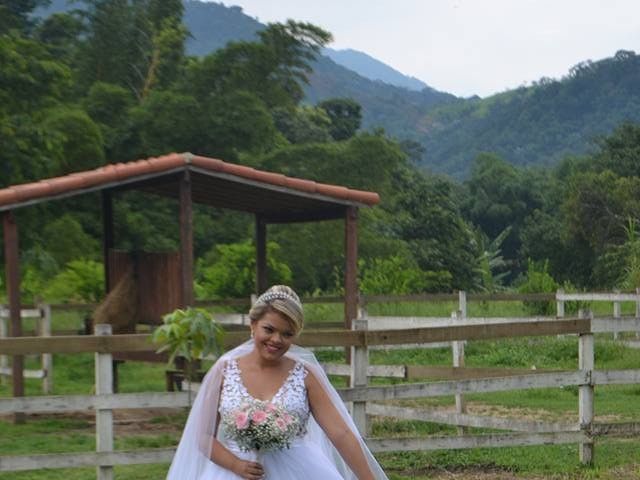 O casamento de Douglas e Jéssica em Xerém, Rio de Janeiro 19