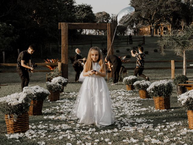 O casamento de Renan e Viviane em Nova Santa Rita, Rio Grande do Sul 20