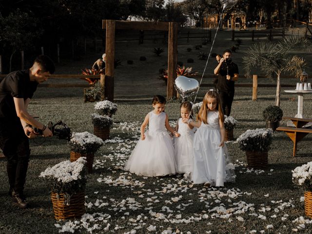 O casamento de Renan e Viviane em Nova Santa Rita, Rio Grande do Sul 21