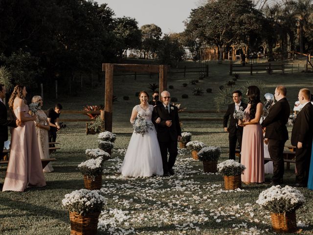 O casamento de Renan e Viviane em Nova Santa Rita, Rio Grande do Sul 23