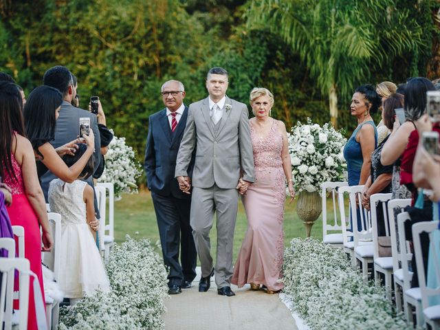 O casamento de Fábio e Roseane em Brasília, Distrito Federal 53