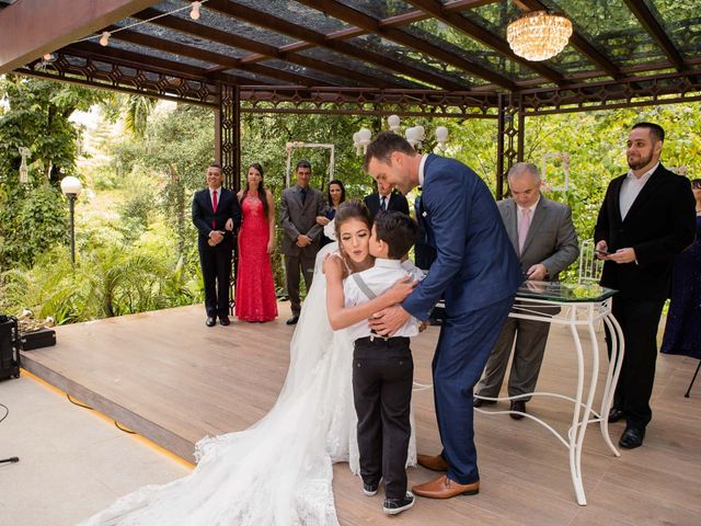 O casamento de Ben e Ananda em Mairiporã, São Paulo Estado 44