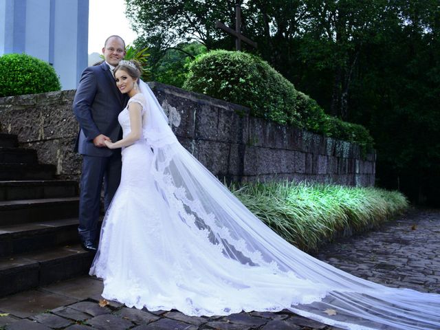 O casamento de Nathan Rech e Andriele Menin em Caxias do Sul, Rio Grande do Sul 37