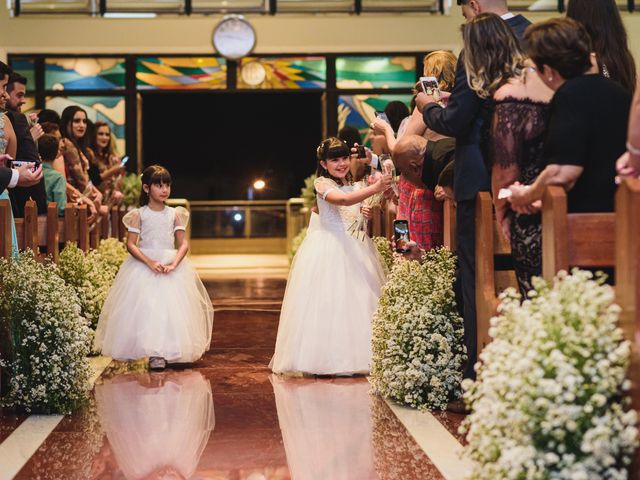 O casamento de Joao e Carmila em Taguatinga, Distrito Federal 35