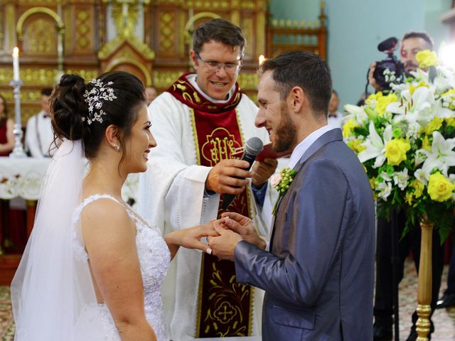 O casamento de Tiago e Joyce em Caxias do Sul, Rio Grande do Sul 10