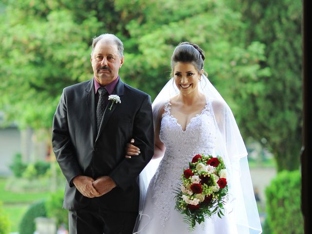 O casamento de Tiago e Joyce em Caxias do Sul, Rio Grande do Sul 19