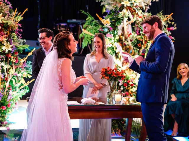 O casamento de Diogo e Livia em Curitiba, Paraná 40