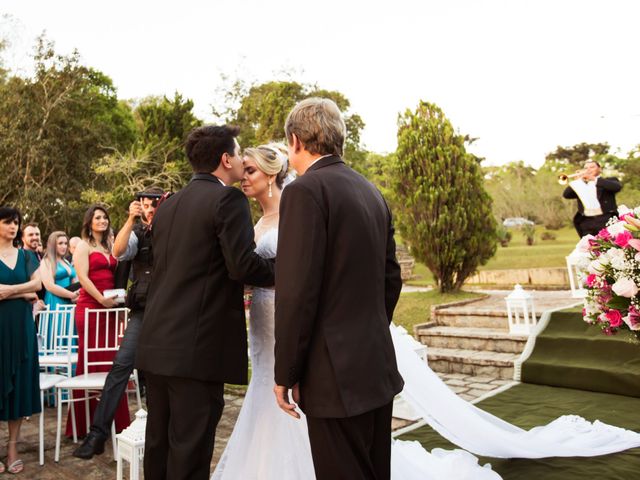 O casamento de Leonel e Suelen em Curitiba, Paraná 11