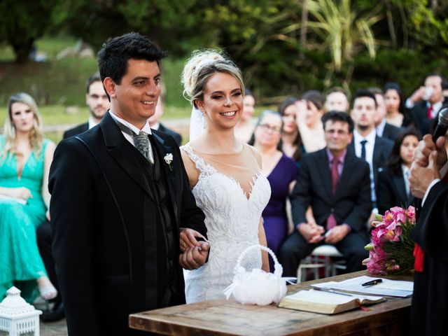 O casamento de Leonel e Suelen em Curitiba, Paraná 12