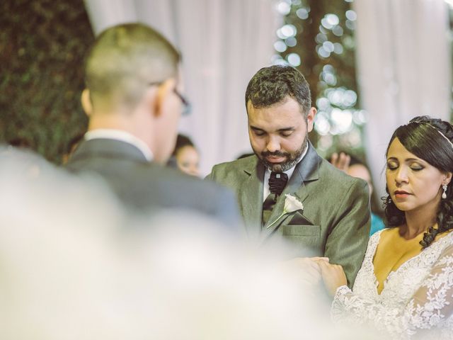 O casamento de Enderson e Claudilaine  em Ribeirão das Neves, Minas Gerais 7