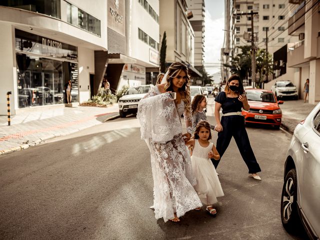 O casamento de Marcelo e Hetiele em Balneário Camboriú, Santa Catarina 44