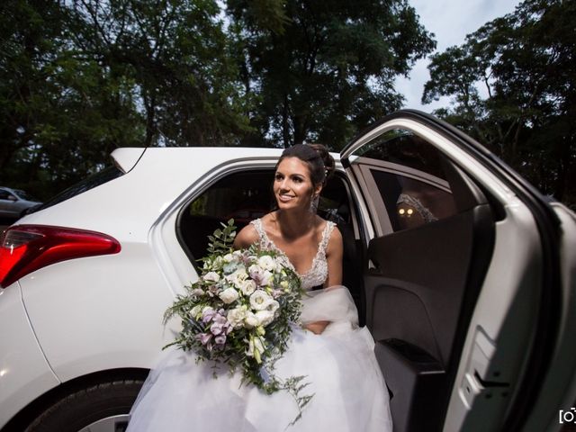 O casamento de Leonardo  e Fernanda  em Porto Alegre, Rio Grande do Sul 12