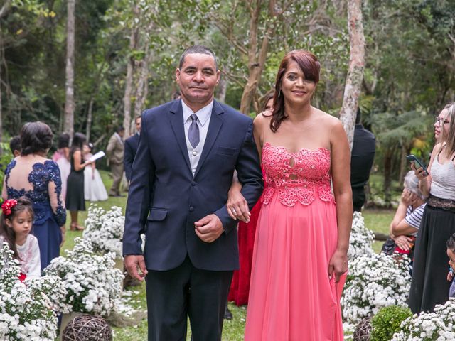 O casamento de Robson e Carol em Itapecerica da Serra, São Paulo 28