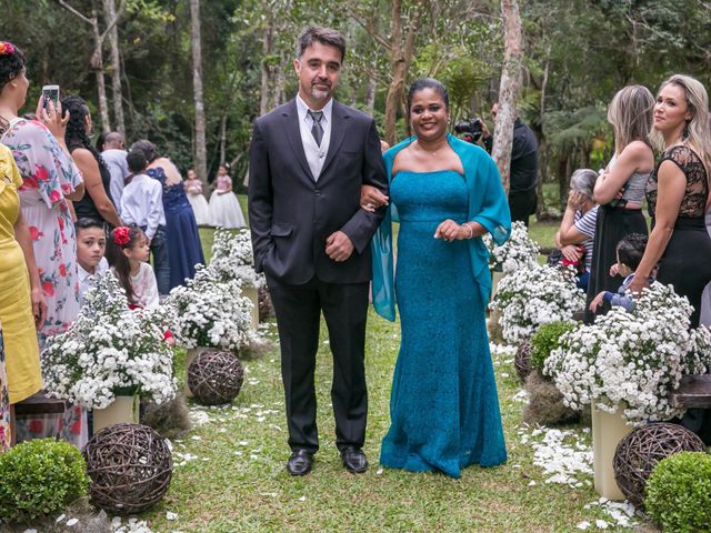 O casamento de Robson e Carol em Itapecerica da Serra, São Paulo 30