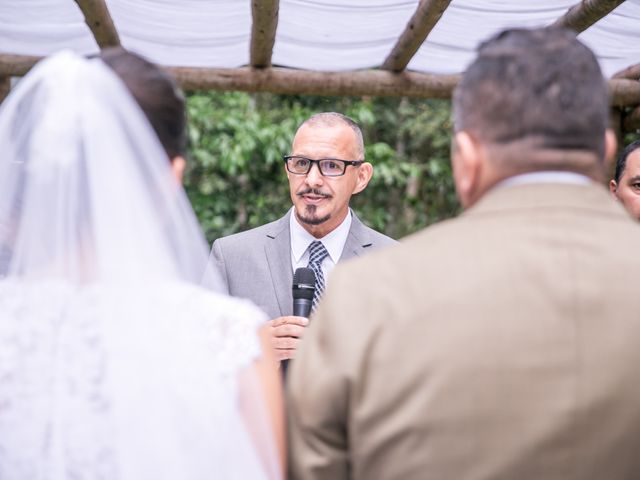 O casamento de Robson e Carol em Itapecerica da Serra, São Paulo 42