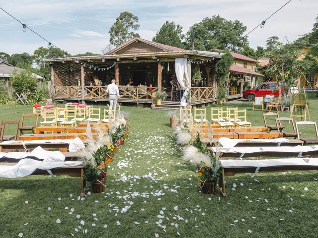 O casamento de William e Carine em Nova Santa Rita, Rio Grande do Sul 10