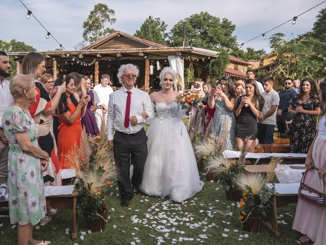 O casamento de William e Carine em Nova Santa Rita, Rio Grande do Sul 33