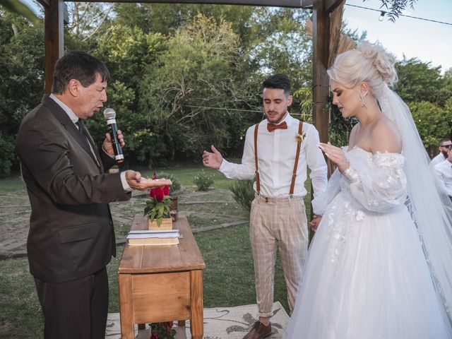 O casamento de William e Carine em Nova Santa Rita, Rio Grande do Sul 44