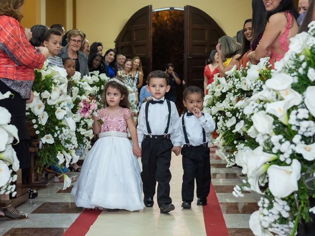 O casamento de Maurício e Brunelle em Conselheiro Lafaiete, Minas Gerais 35