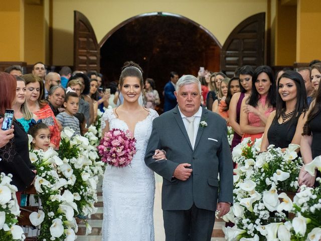 O casamento de Maurício e Brunelle em Conselheiro Lafaiete, Minas Gerais 48