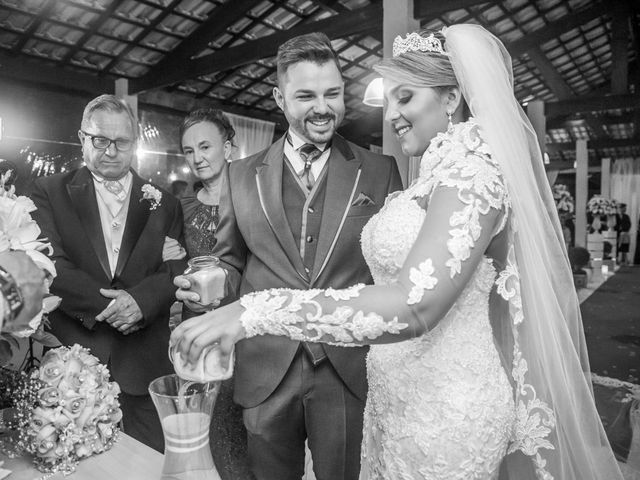 O casamento de Dudi e Bruna em Itapecerica da Serra, São Paulo 38