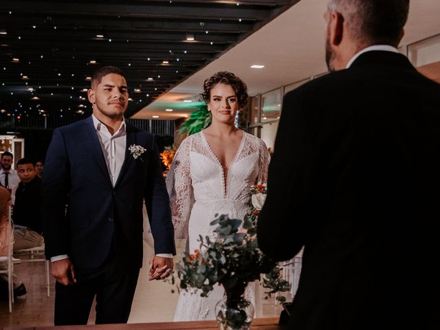 O casamento de Tiago e Aine em Porto Alegre, Rio Grande do Sul 39