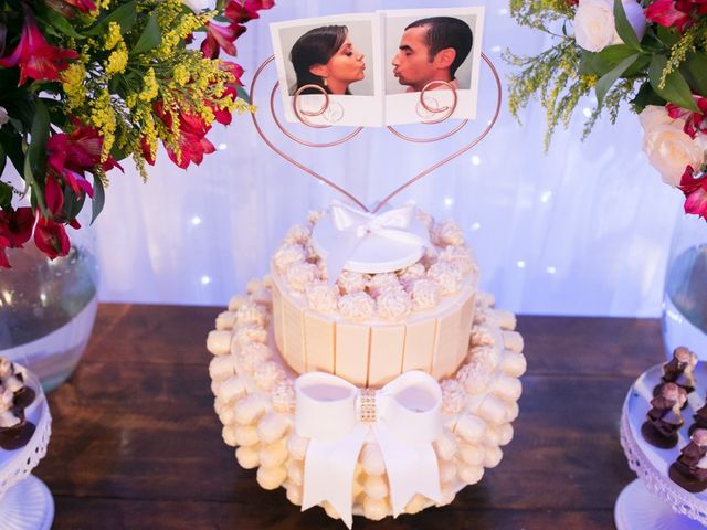 O casamento de Carlos e Vanessa em Porto Alegre, Rio Grande do Sul 4