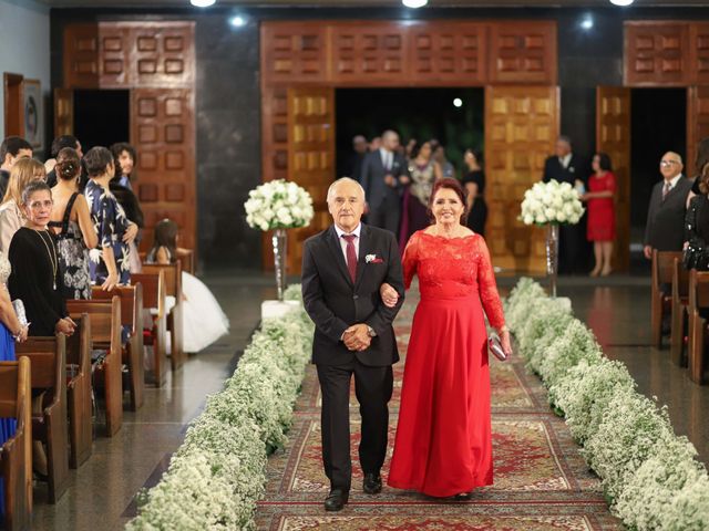 O casamento de Marcelo e Glenia em Brasília, Distrito Federal 47