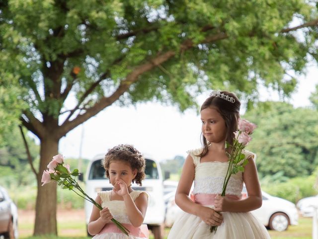 O casamento de Vicente e Denise em Rio Verde, Goiás 18