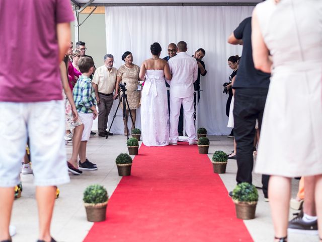 O casamento de Leonardo e Erika em São Vicente, São Paulo Estado 23