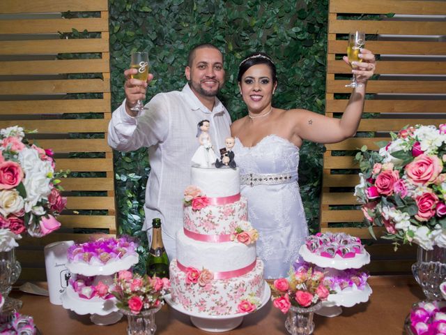 O casamento de Leonardo e Erika em São Vicente, São Paulo Estado 38