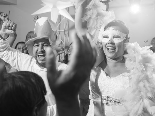 O casamento de Leonardo e Erika em São Vicente, São Paulo Estado 41