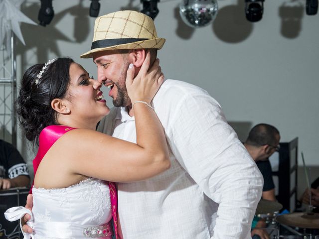 O casamento de Leonardo e Erika em São Vicente, São Paulo Estado 50