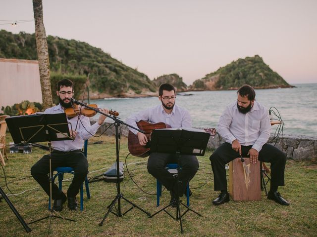 O casamento de Carlos Eduardo e Rayane em Armação dos Búzios, Rio de Janeiro 43