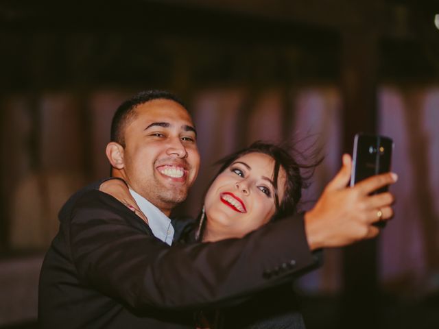 O casamento de Carlos Eduardo e Rayane em Armação dos Búzios, Rio de Janeiro 111
