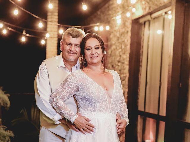 O casamento de Sergio e Patricia em Itapema, Santa Catarina 28