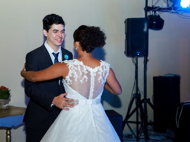 O casamento de Marcos  e Stela Cristina  em Cuiabá, Mato Grosso 37