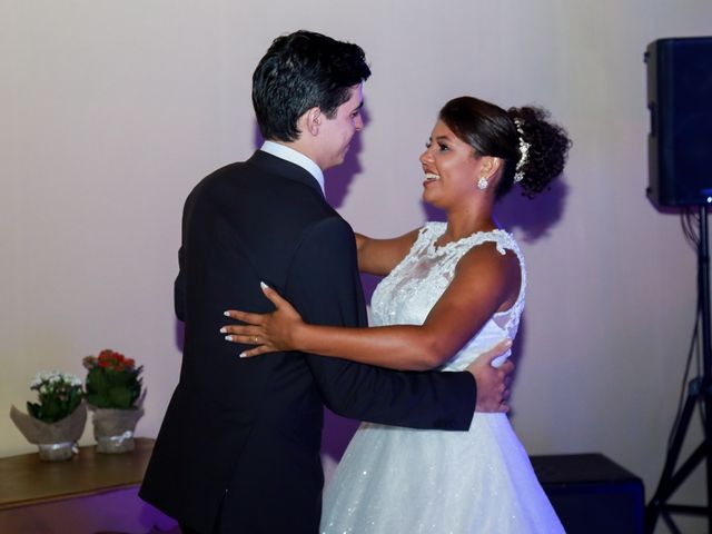 O casamento de Marcos  e Stela Cristina  em Cuiabá, Mato Grosso 38
