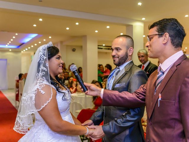 O casamento de Renato e Izabel em São Gonçalo, Rio de Janeiro 22