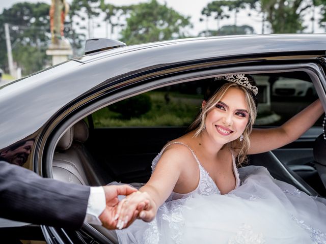 O casamento de Lucas e Isadora em São José dos Pinhais, Paraná 37