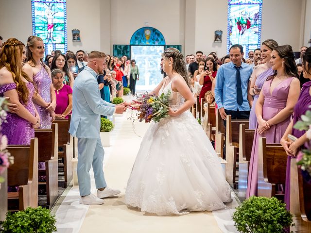 O casamento de Lucas e Isadora em São José dos Pinhais, Paraná 45