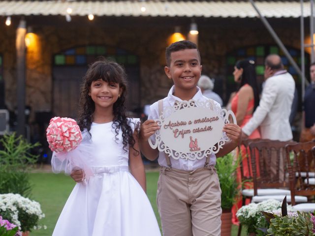 O casamento de Iuri e Ludmila em Lauro de Freitas, Bahia 21