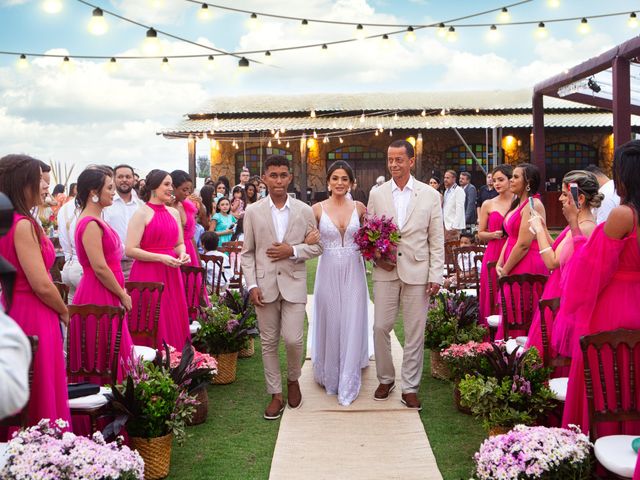 O casamento de Iuri e Ludmila em Lauro de Freitas, Bahia 28