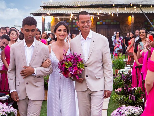 O casamento de Iuri e Ludmila em Lauro de Freitas, Bahia 29